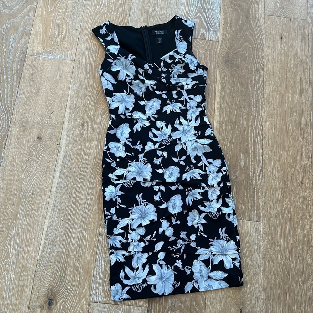 White House Black Market Instantly Slimming Dress - Picture 3 of 9